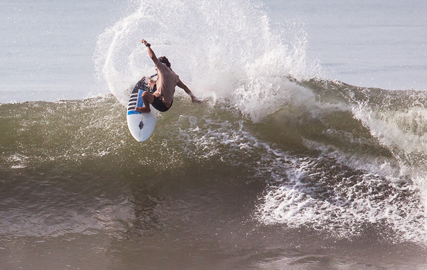 Surfing El Salvador